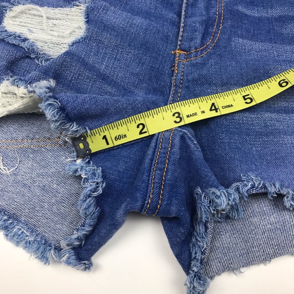 No Boundaries Jean Shorts Sz 3 - Picture 3 of 7